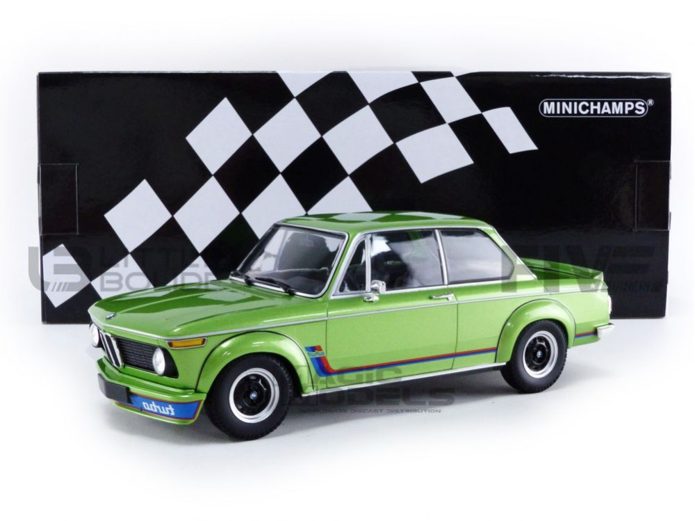 SUPERB MCG MODEL CAR GROUP 1/18 DIECAST 1973 BMW 2002 TURBO IN SILVER MGC18149 