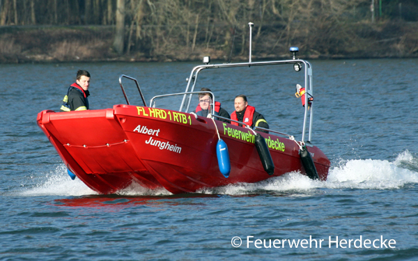 BRIO Rettungs-Boot mit Transporter und Männchen 33859 