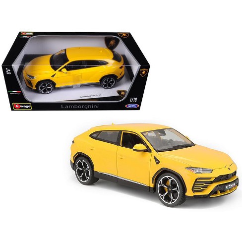 Hot Wheels MIP Diecast Passenger Car 2017 LAMBORGHINI URUS 1:64 Yellow 