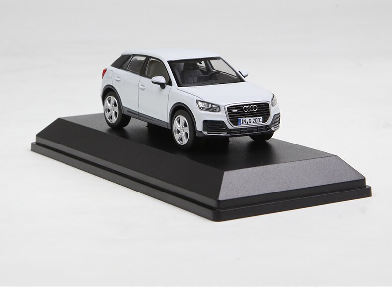 1/43 Audi Q2 2016 Red Diecast Car model Collection Gift 