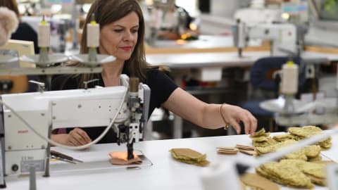 : MARINE GEPUNKTET M NOLLBERG SCHLEIFE 15204/152 STEIFF 