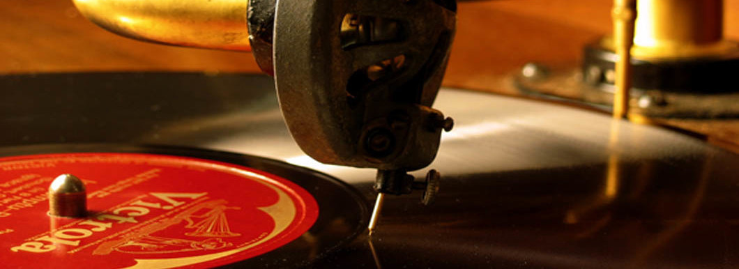 NOS MEDIUM TONE 100 Needles BRILLIANTONE SUPERIOR STEEL Victorola Phonograph 