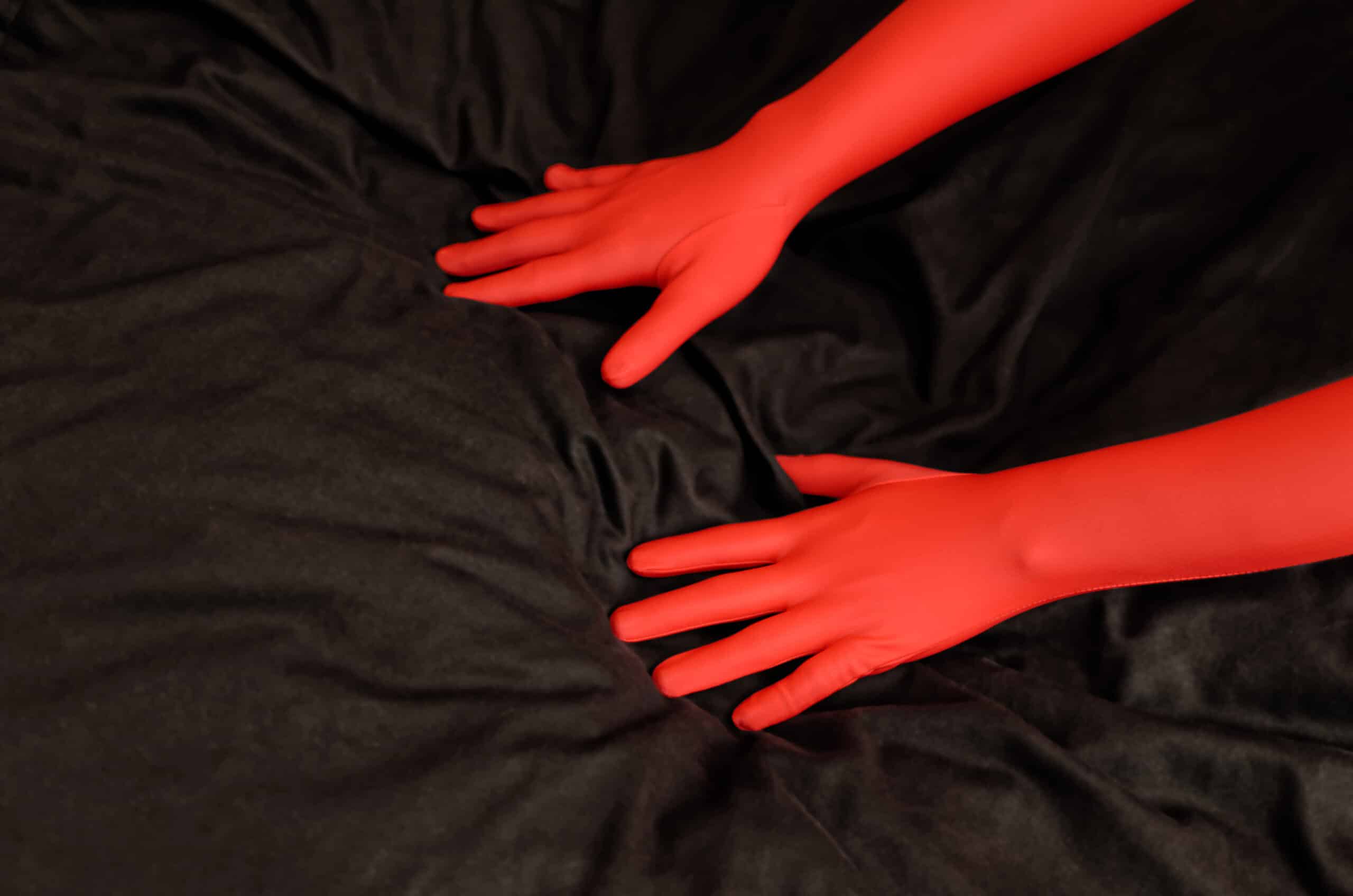 Lange Elegante  metallic Lycra Handschuhe/ Long Lycra Gloves 