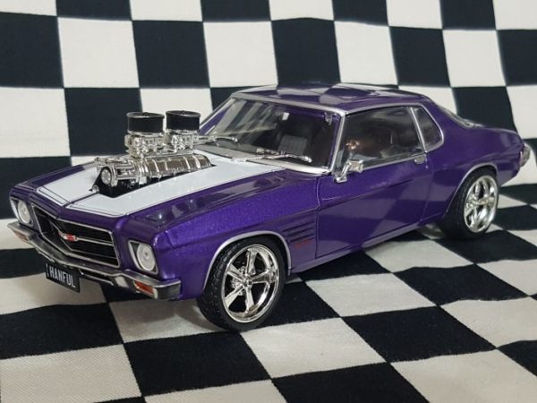 DDA GreenLight DDA205 Castrol Hanful 1973 Holden Monaro HQ GTS Custom Green 1:24 