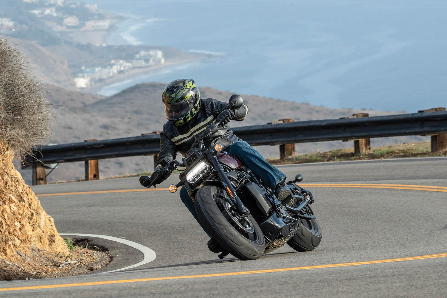 Indian Motorcyce Biker Pinback Brass Finish Solid Metal Gorgeous Harley G/Vg 