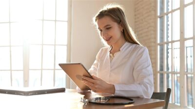 Who Is A Virtual Assistant?