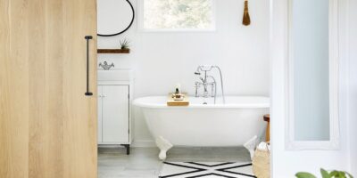 Bathroom Cleaning Hacks