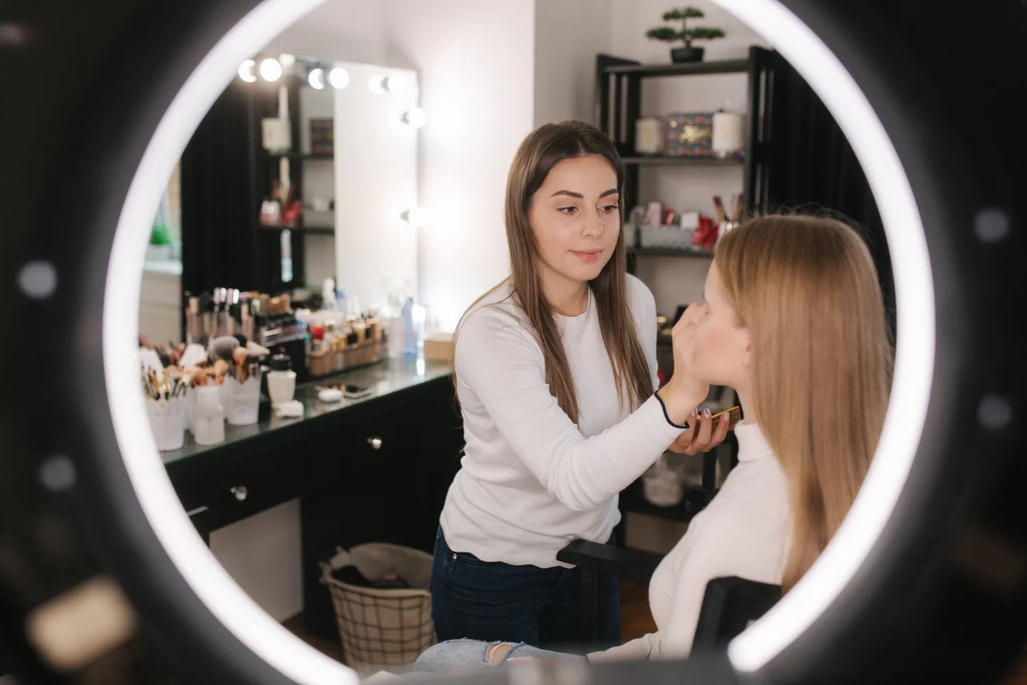 Tips For Creating An Outstanding Beauty Business