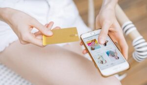 How eCommerce Chatbots Payment Gateways Can Help Improve Your Website