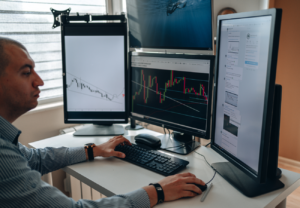 How Does Synthetic Monitoring Work?